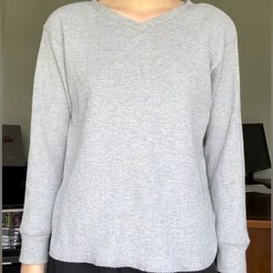 Uniqlo gray long sleeve top